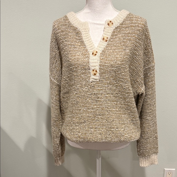 Elegant Beige V-Neck Sweater - Picture 1 of 7